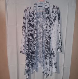 Floral Black and White Women's Cardigan